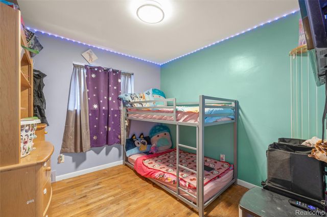 7213 Cortland Avenue, Allen Park, MI 48101