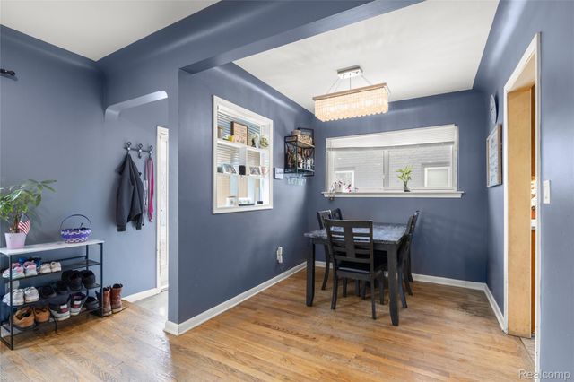 7213 Cortland Avenue, Allen Park, MI 48101