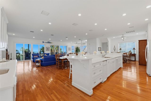 106 2ND AVENUE, St Pete Beach, FL 33706