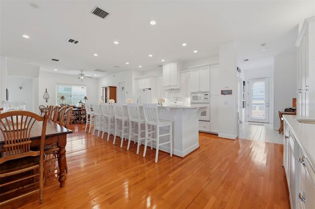 106 2ND AVENUE, St Pete Beach, FL 33706
