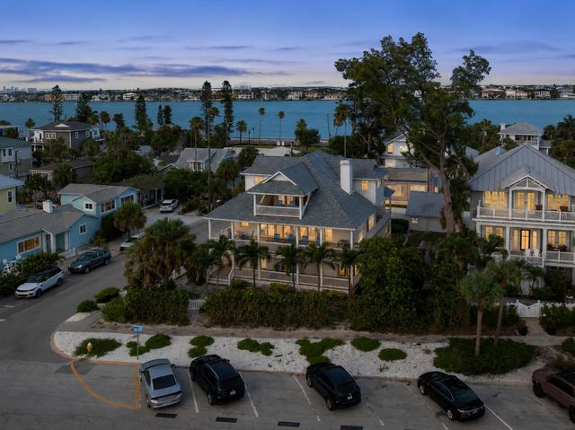 106 2ND AVENUE, St Pete Beach, FL 33706