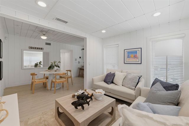 106 2ND AVENUE, St Pete Beach, FL 33706