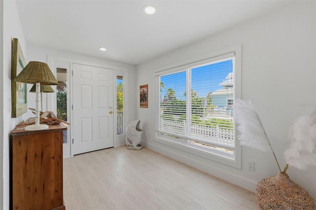 106 2ND AVENUE, St Pete Beach, FL 33706