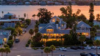 106 2ND AVENUE, St Pete Beach, FL 33706