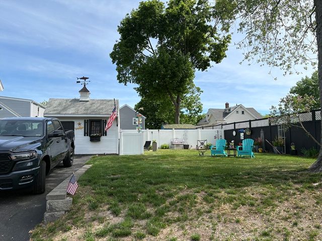 26 Monatiquot St, Weymouth, MA 02191