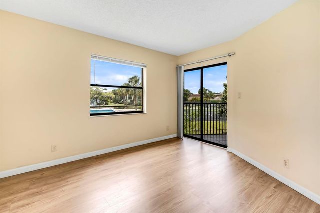 9000 NW 28th Drive 1-204, Coral Springs, FL 33065