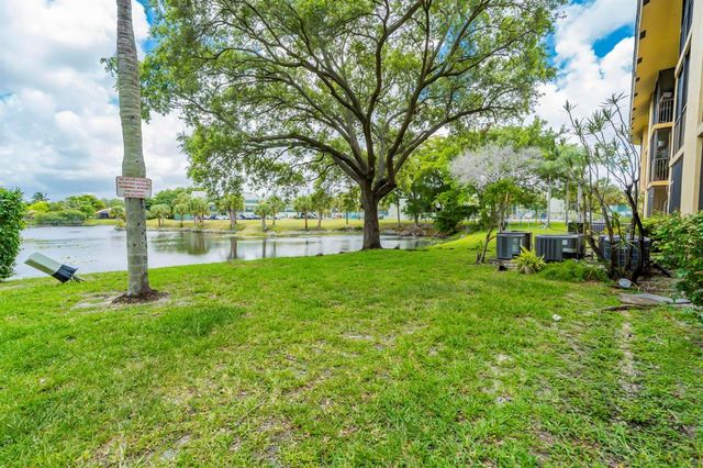 9000 NW 28th Drive 1-204, Coral Springs, FL 33065