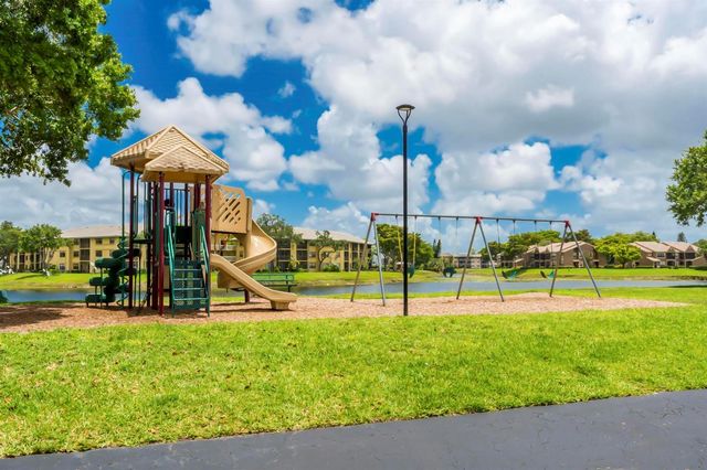 9000 NW 28th Drive 1-204, Coral Springs, FL 33065