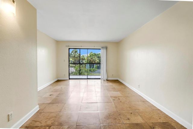 9000 NW 28th Drive 1-204, Coral Springs, FL 33065