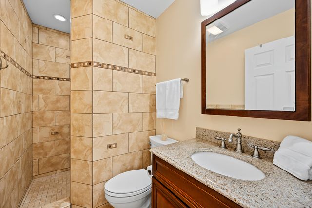 6930 Blue Flag Avenue, Woodridge, IL 60517