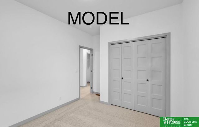 8609 N 177 Street, Bennington, NE 68007