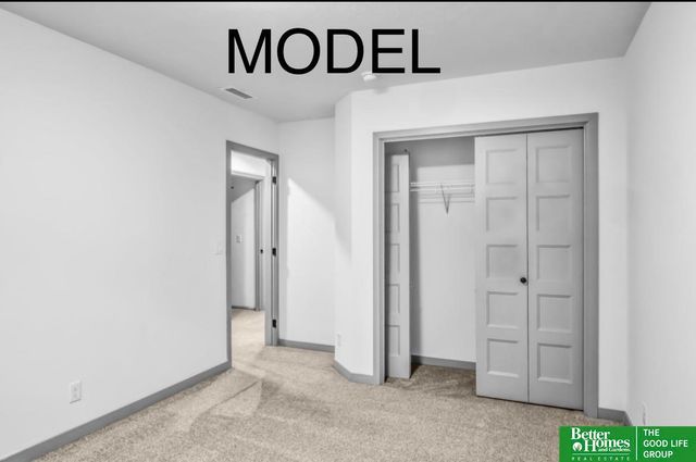 8609 N 177 Street, Bennington, NE 68007