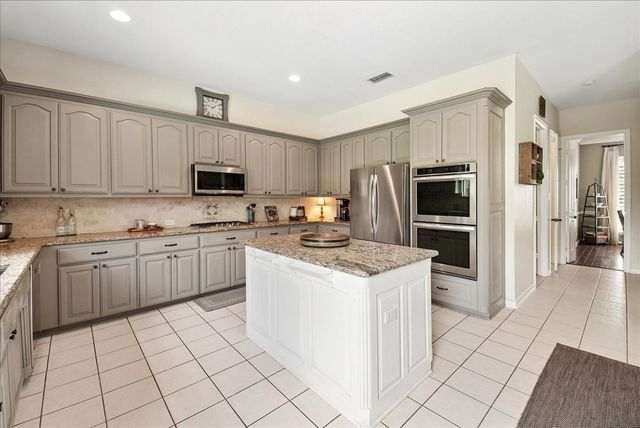 613 Taylor Trail, Murphy, TX 75094
