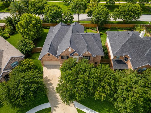 12304 Evening Bay Drive, Pearland, TX 77584