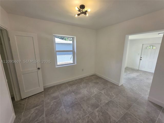 760 NW 126th St, North Miami, FL 33168