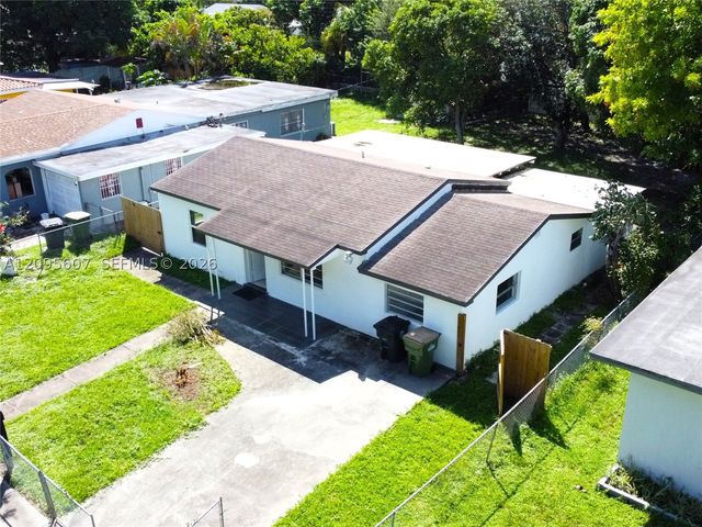 760 NW 126th St, North Miami, FL 33168