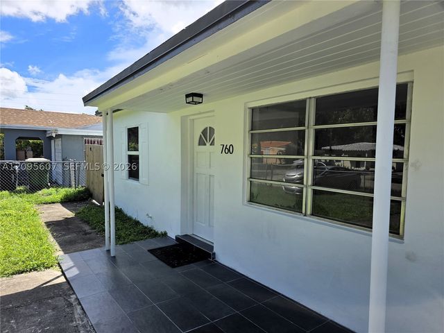 760 NW 126th St, North Miami, FL 33168