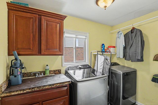 63564 Monticello E Drive, Washington Twp, MI 48095