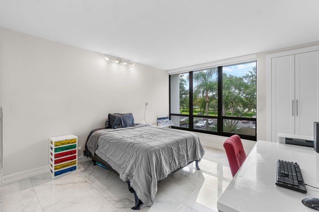 7768 Lakeside Boulevard 533, Boca Raton, FL 33434