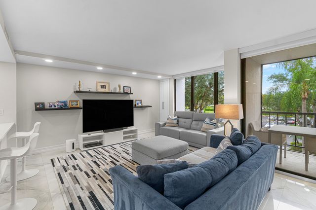 7768 Lakeside Boulevard 533, Boca Raton, FL 33434