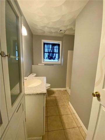 108 ROOSEVELT Street, Providence, RI 02909