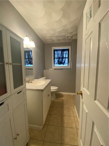 108 ROOSEVELT Street, Providence, RI 02909