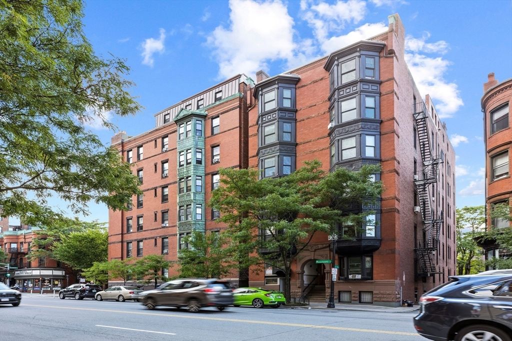 31 Mass Ave 4-2, Boston, MA 02115