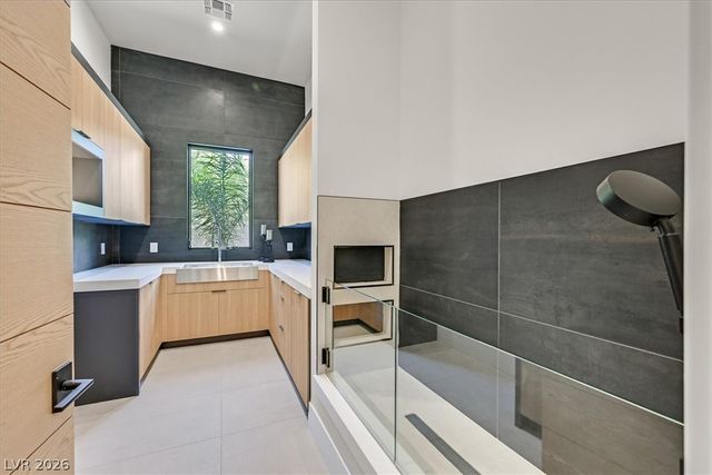 34 Vintage Canyon Street, Las Vegas, NV 89141