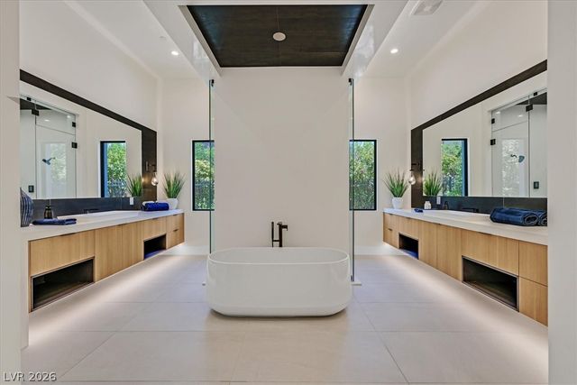 34 Vintage Canyon Street, Las Vegas, NV 89141