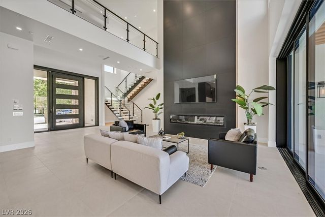 34 Vintage Canyon Street, Las Vegas, NV 89141