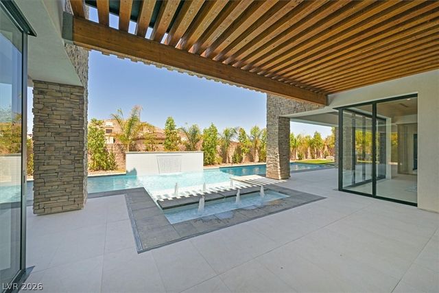 34 Vintage Canyon Street, Las Vegas, NV 89141