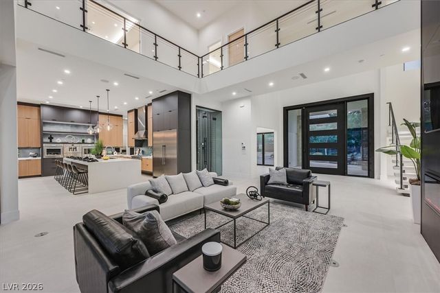 34 Vintage Canyon Street, Las Vegas, NV 89141