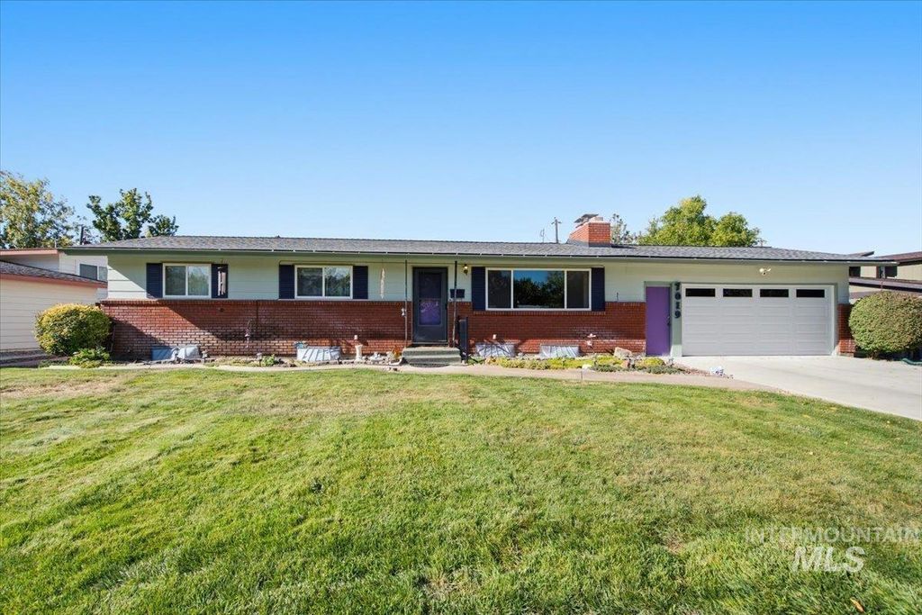 7019 W Rosewood Dr, Boise, ID 83709 photo 3