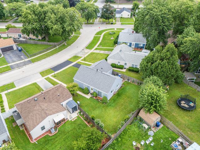57 Afton Drive, Montgomery, IL 60538