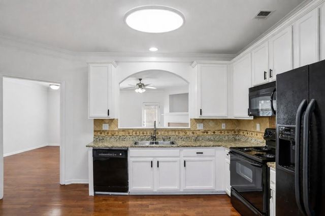 6194 Thorncrest Drive, Tucker, GA 30084