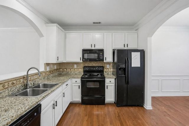6194 Thorncrest Drive, Tucker, GA 30084