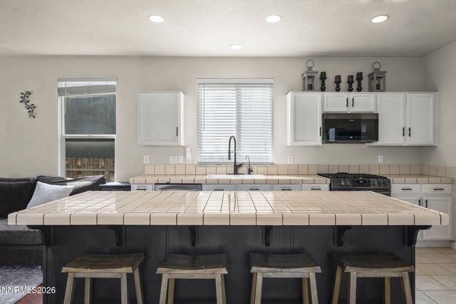 3854 Cloverbrook Drive, Sparks, NV 89436