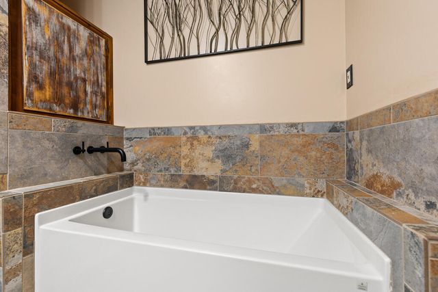 121 Redbird Drive, Blairsville, GA 30512