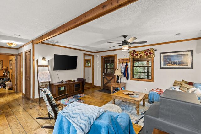 121 Redbird Drive, Blairsville, GA 30512