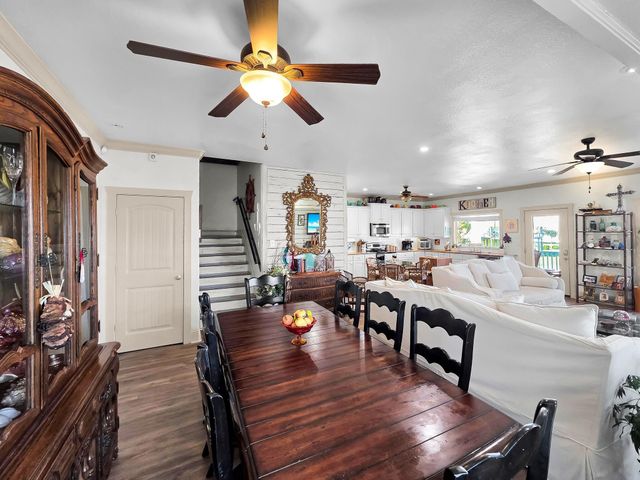 931 Bahama Drive, Crystal Beach, TX 77650
