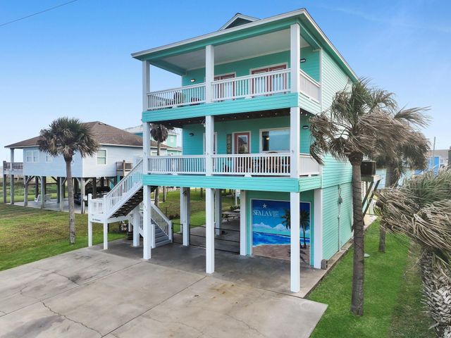 931 Bahama Drive, Crystal Beach, TX 77650