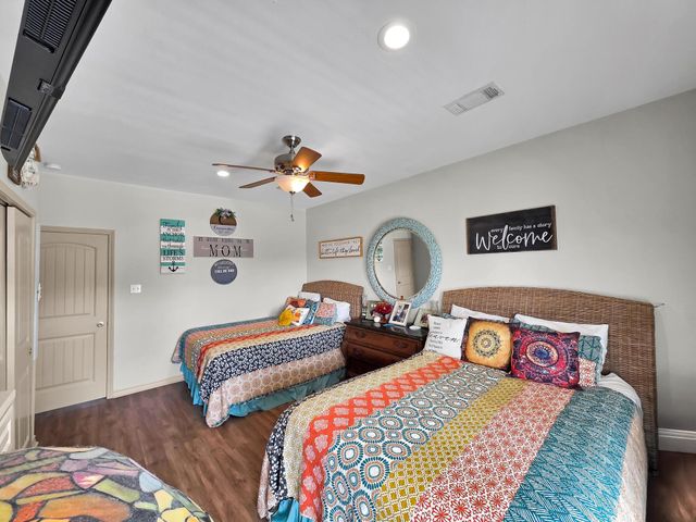 931 Bahama Drive, Crystal Beach, TX 77650