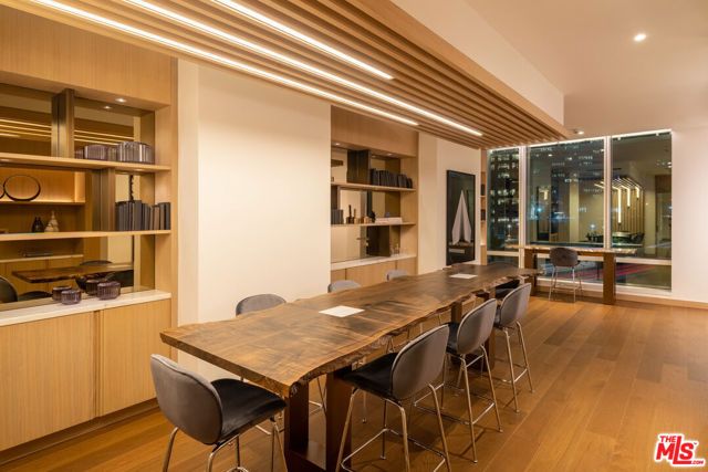 1000 W 8th Street 3210, Los Angeles, CA 90017