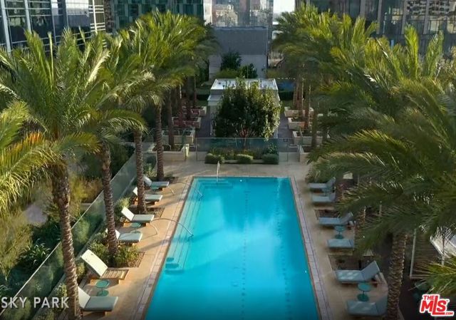 1000 W 8th Street 3210, Los Angeles, CA 90017