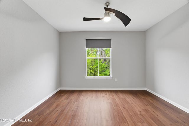 8539 GATE Parkway W 438, Jacksonville, FL 32216