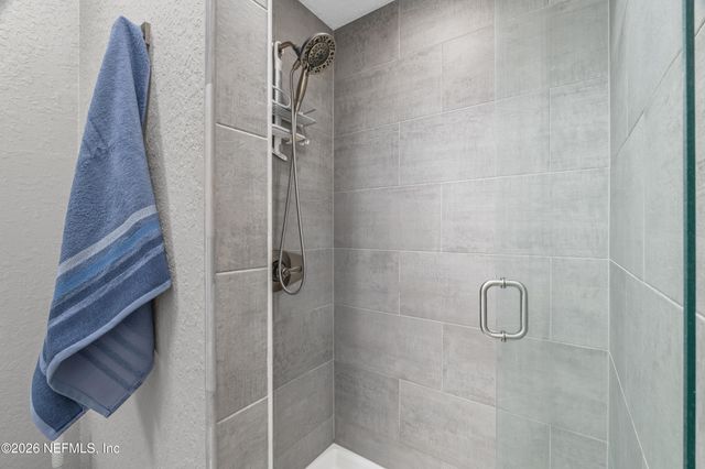 8539 GATE Parkway W 438, Jacksonville, FL 32216