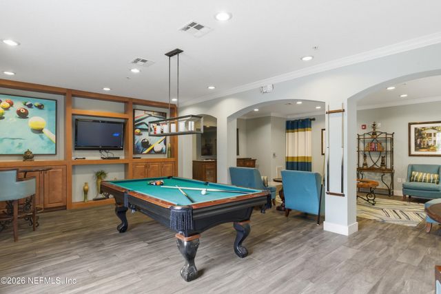 8539 GATE Parkway W 438, Jacksonville, FL 32216