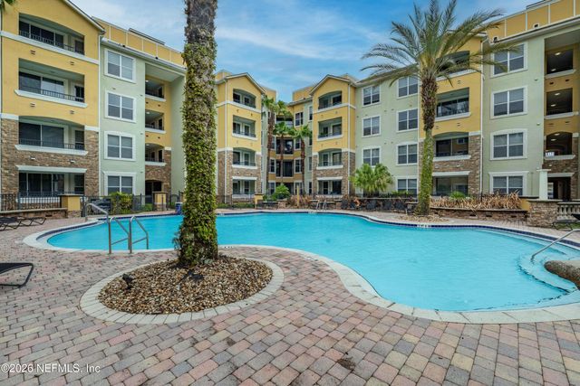 8539 GATE Parkway W 438, Jacksonville, FL 32216