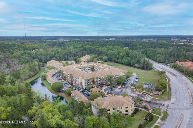 8539 GATE Parkway W 438, Jacksonville, FL 32216