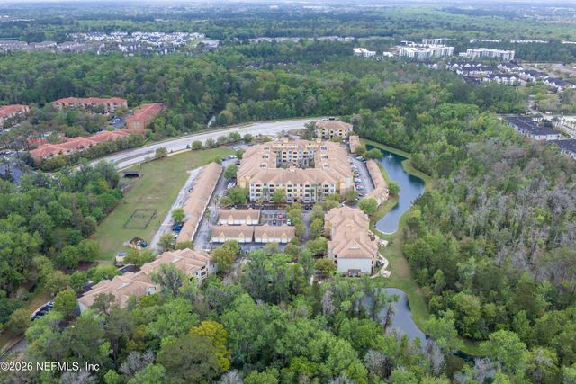 8539 GATE Parkway W 438, Jacksonville, FL 32216